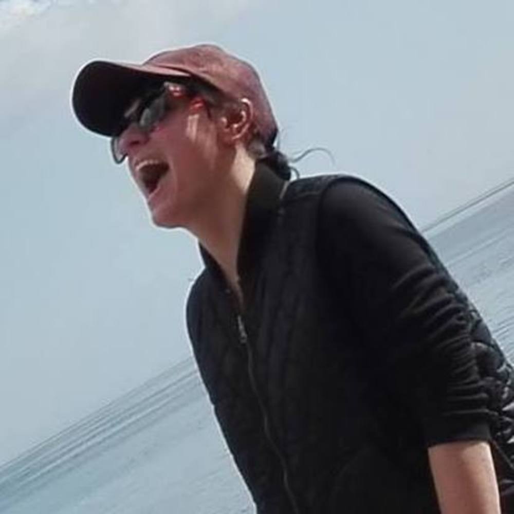 Meet your Posher, Naneen